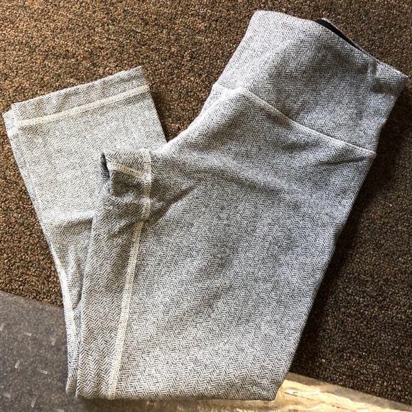 lululemon athletica Pants - Lululemon herringbone orginal crop